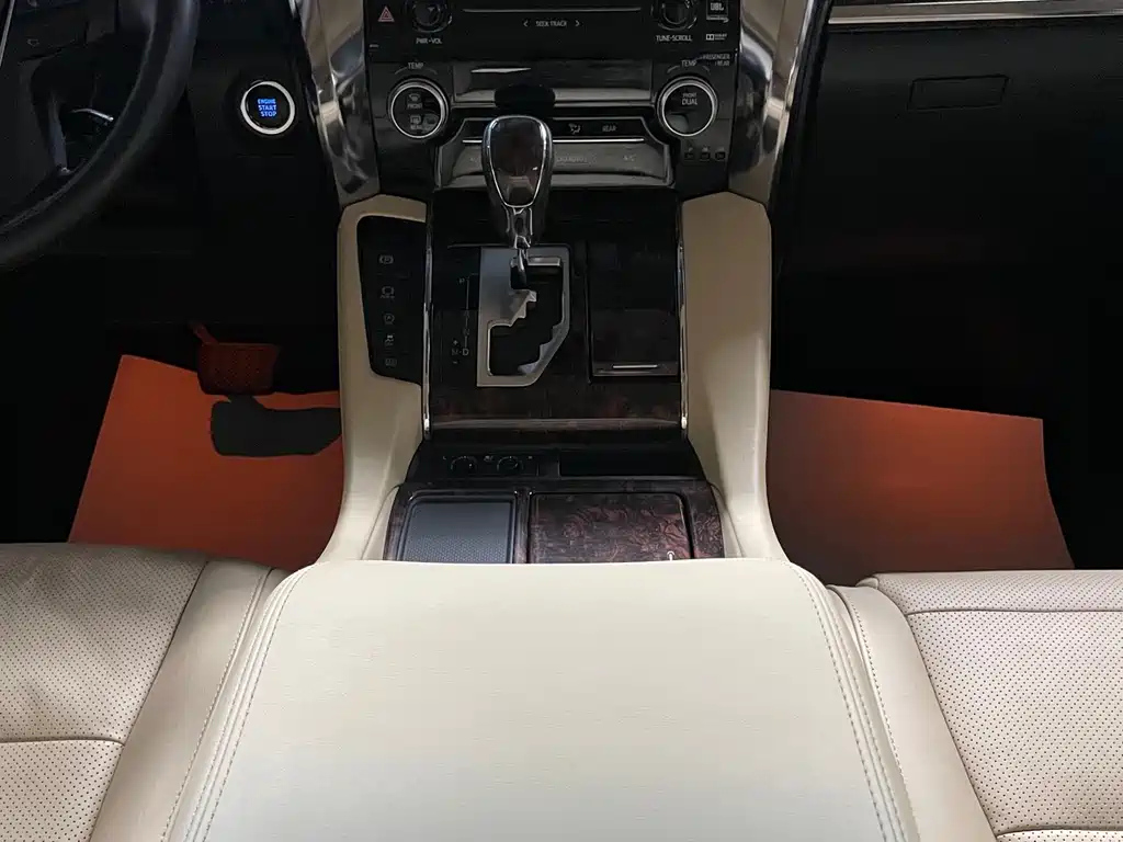 TOYOTA ALPHARD 2018