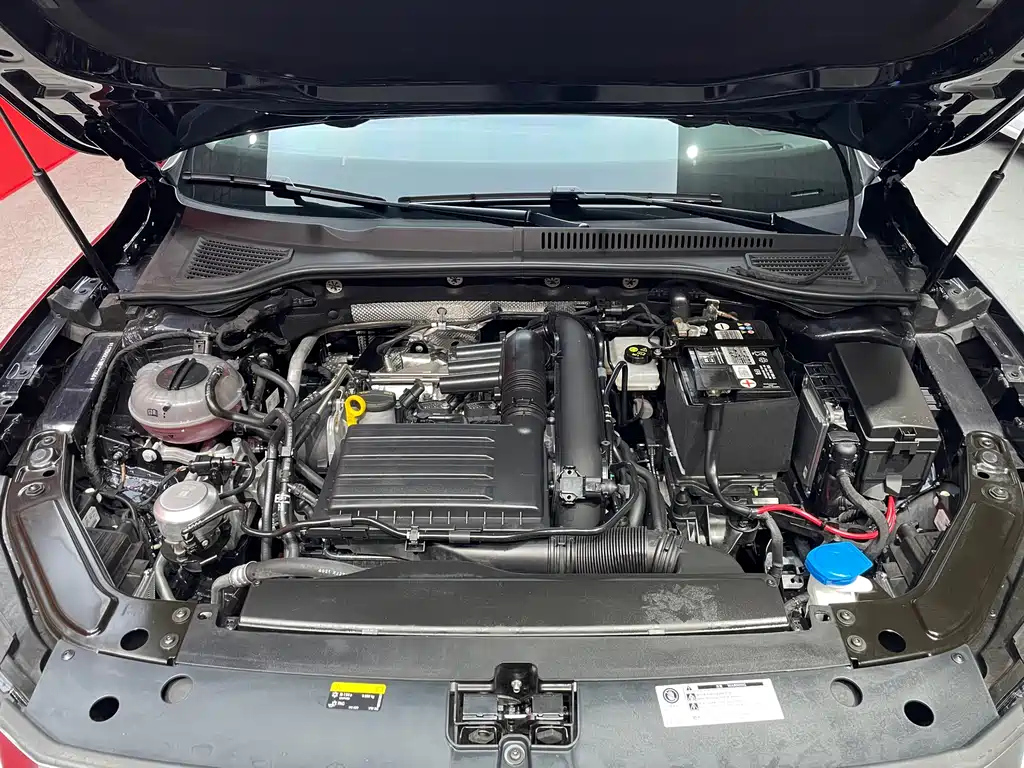 VOLKSWAGEN PASSAT 2022
