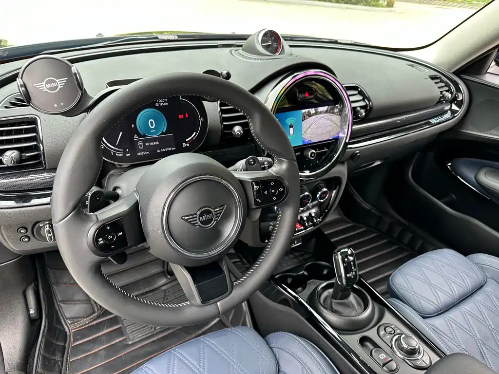 MINI CLUBMAN 2022