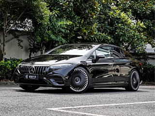 MERCEDES BENZ EQS AMG