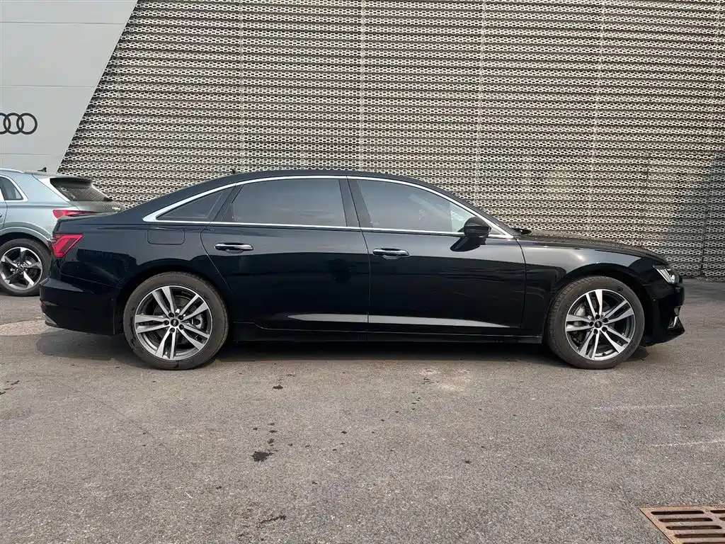 AUDI A6L 2024
