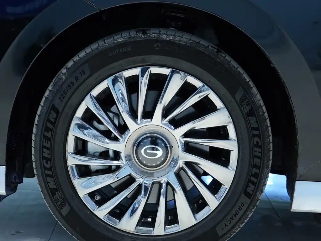 TRUMPCHI M8 2023