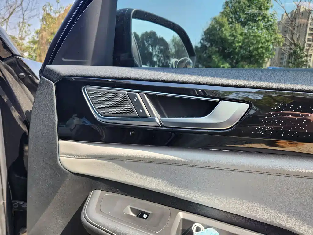 VOLKSWAGEN TOURAN 2022