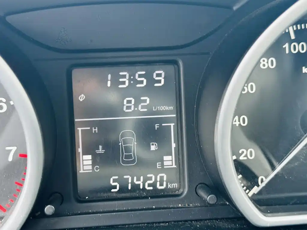 ZOTYE T600 2015