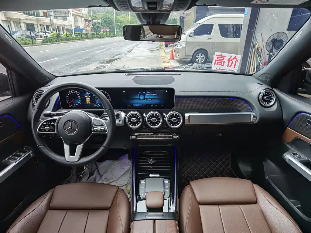 MERCEDES BENZ GLB 2020