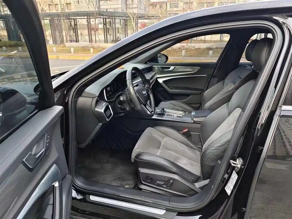 AUDI A6L 2021