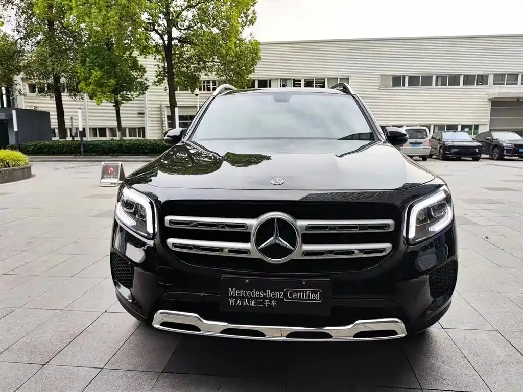 MERCEDES BENZ GLB 2021