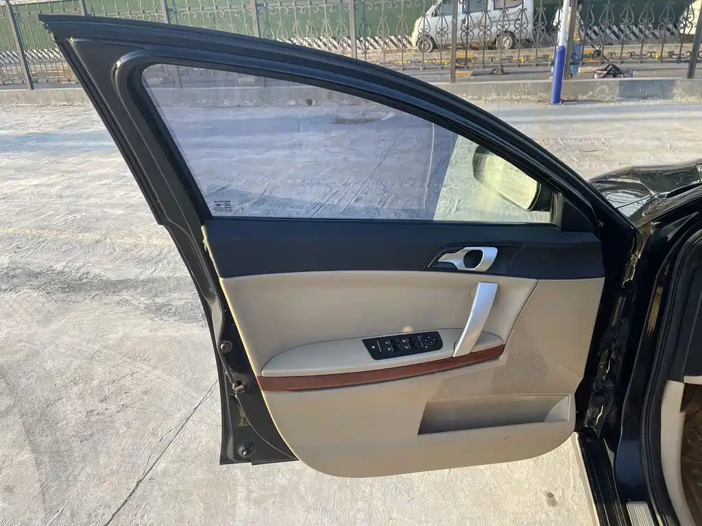 ROEWE 550 2009