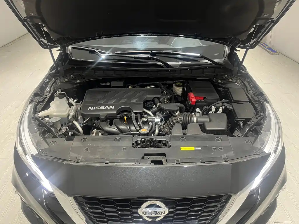 NISSAN TEANA 2021