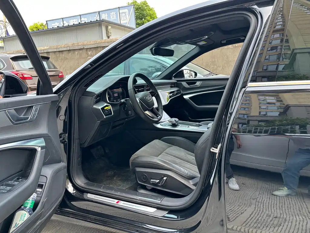AUDI A6L 2023