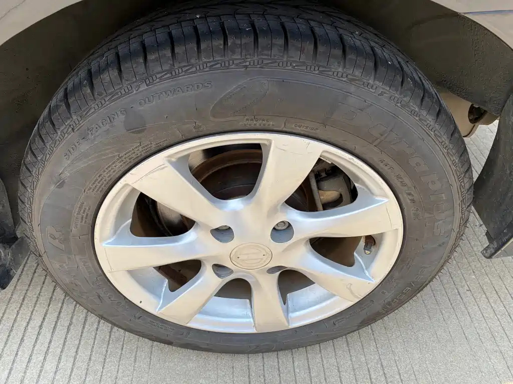 NISSAN SYLPHY 2014