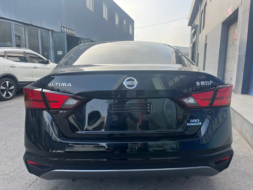 NISSAN TEANA 2021