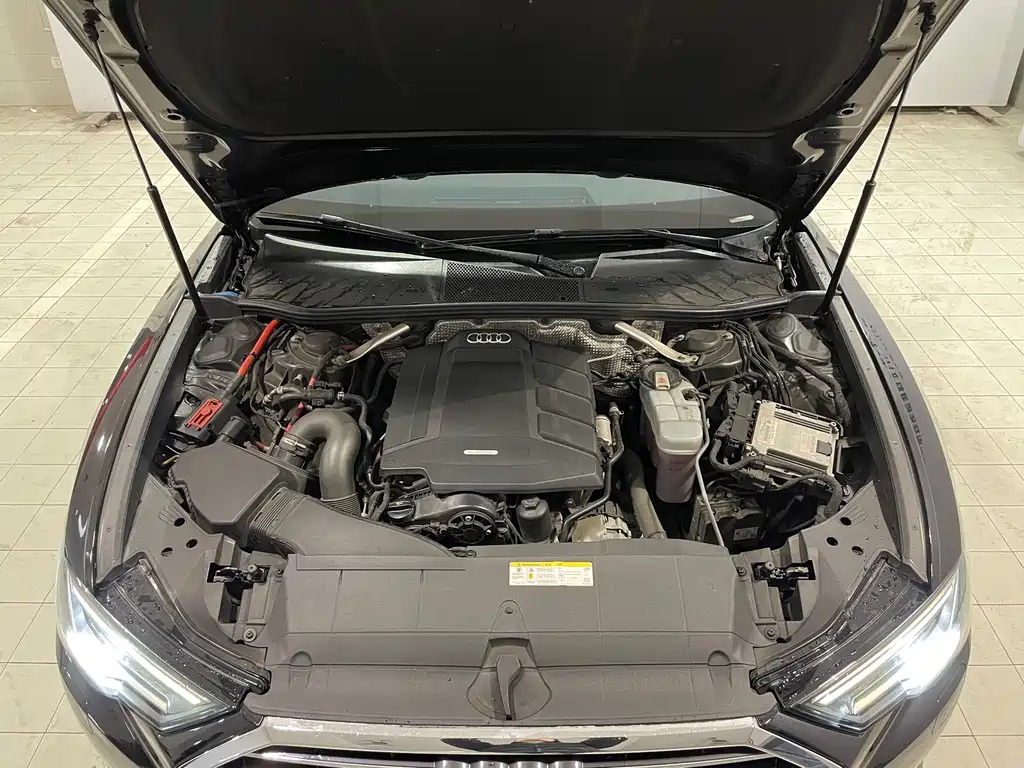 AUDI A6L 2020