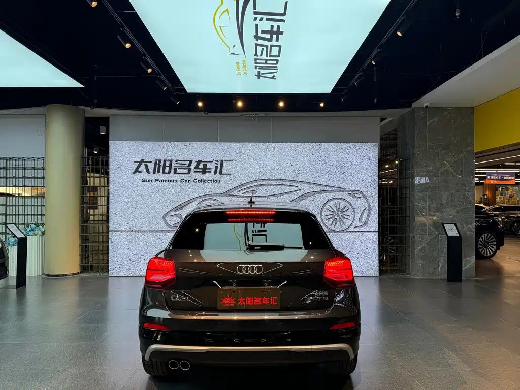 AUDI Q2L 2020
