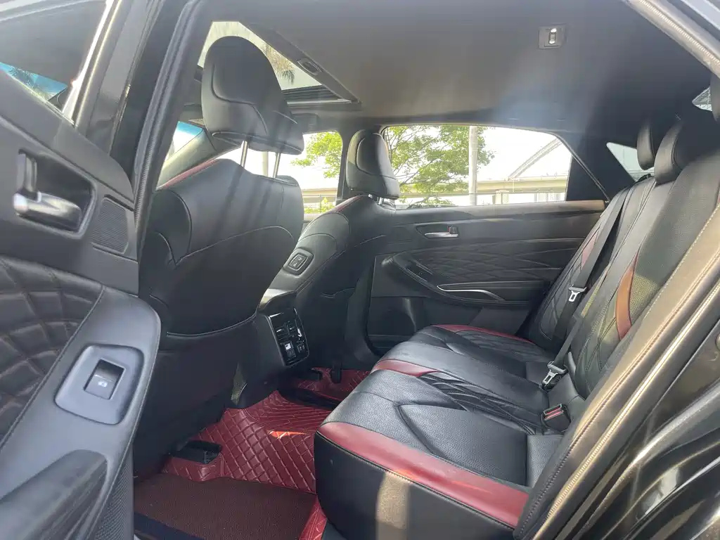 TOYOTA AVALON 2022