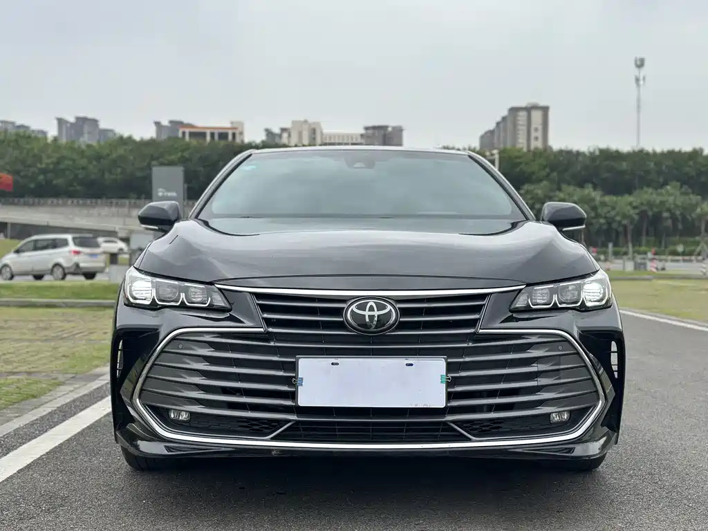 TOYOTA AVALON 2020