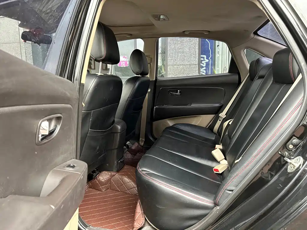 HYUNDAI CELESTA 2013