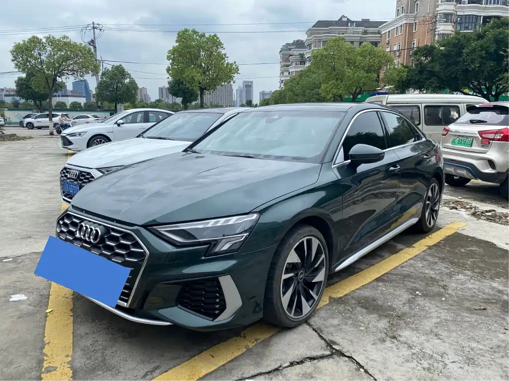 AUDI A3 2023