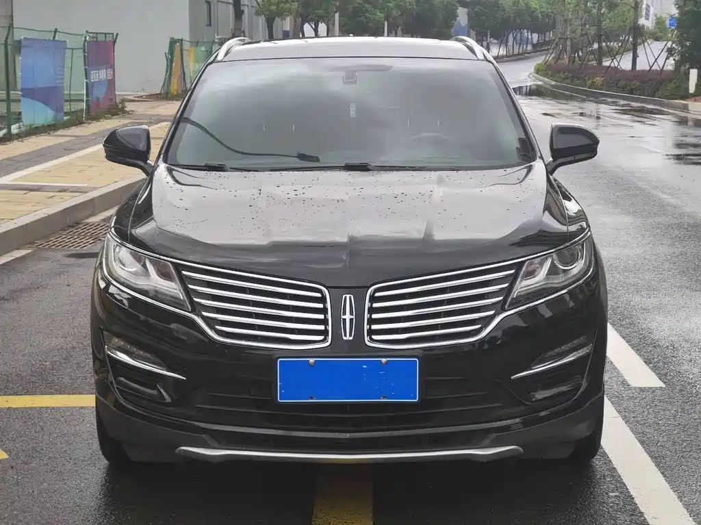 LINCOLN MKC 2018