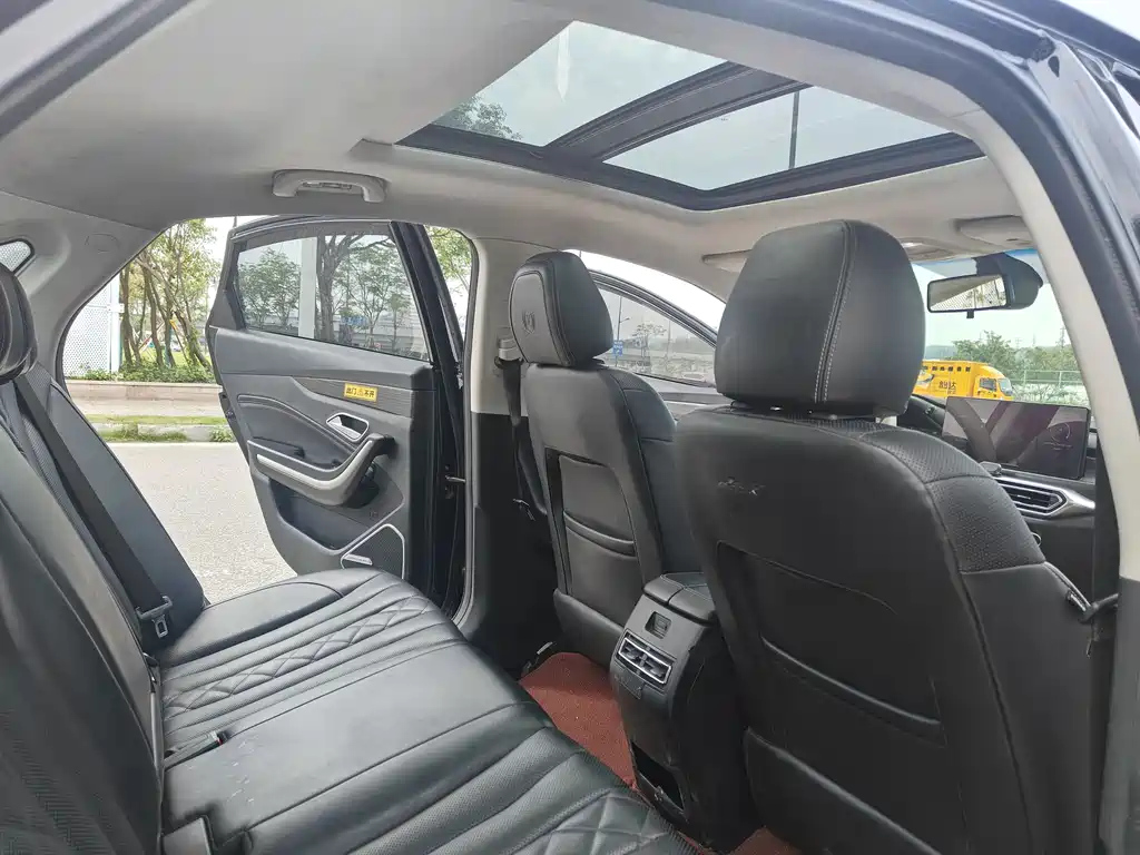 BAIC EU7 2021