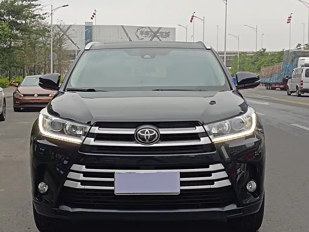 TOYOTA HIGHLANDER 2018
