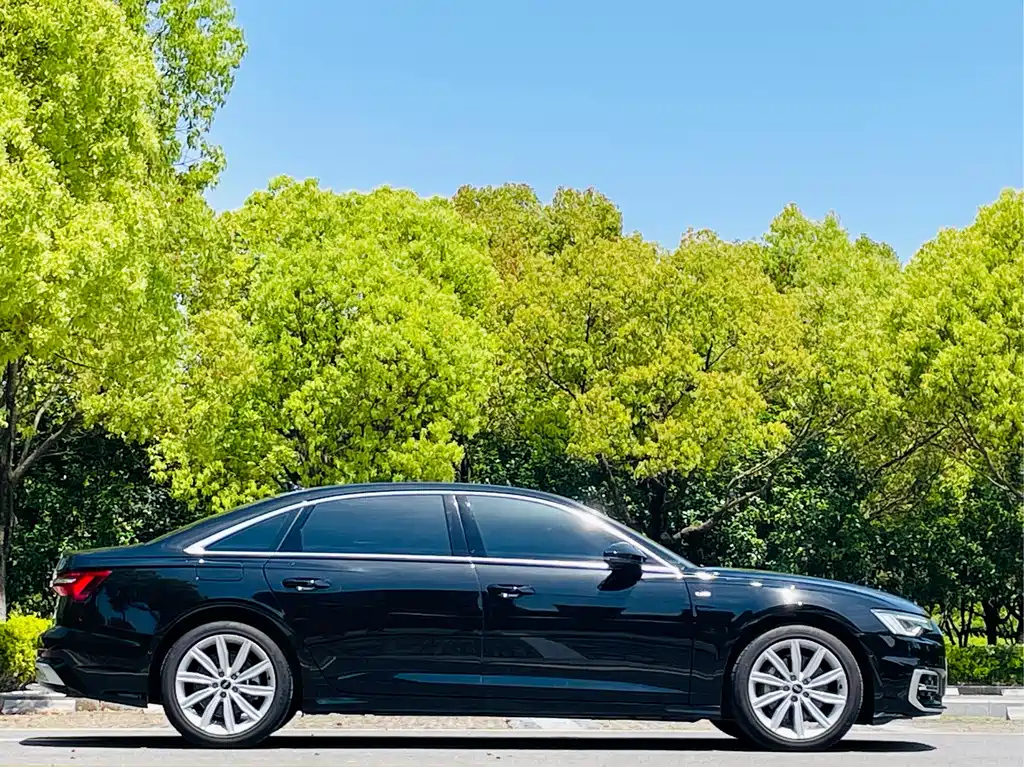 AUDI A6L 2023