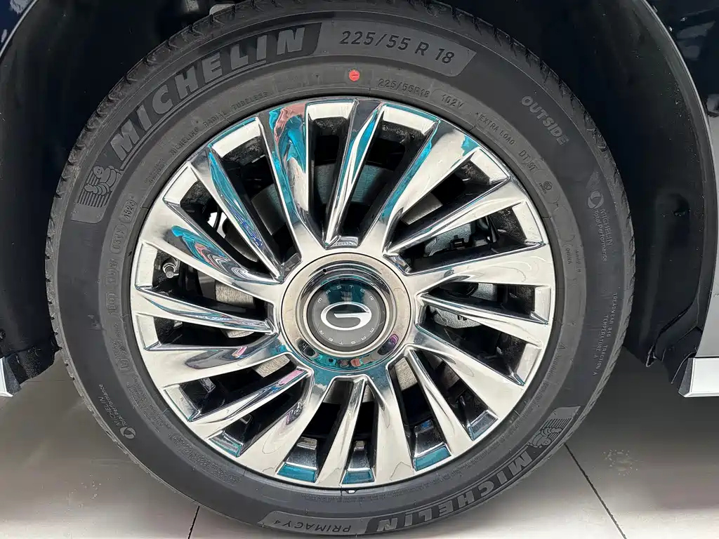 TRUMPCHI M8 2024