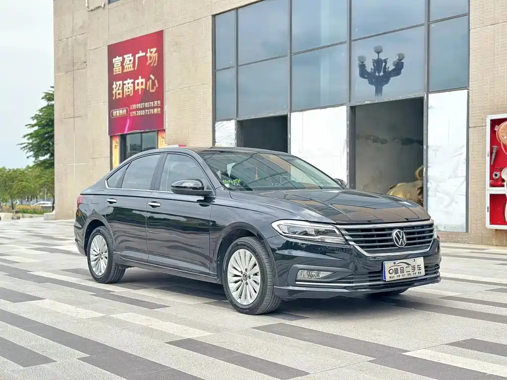 VOLKSWAGEN LAVIDA 2022