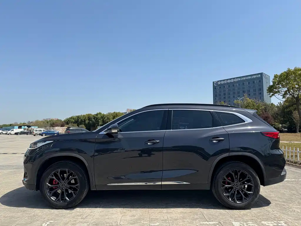 EXEED TX 2022