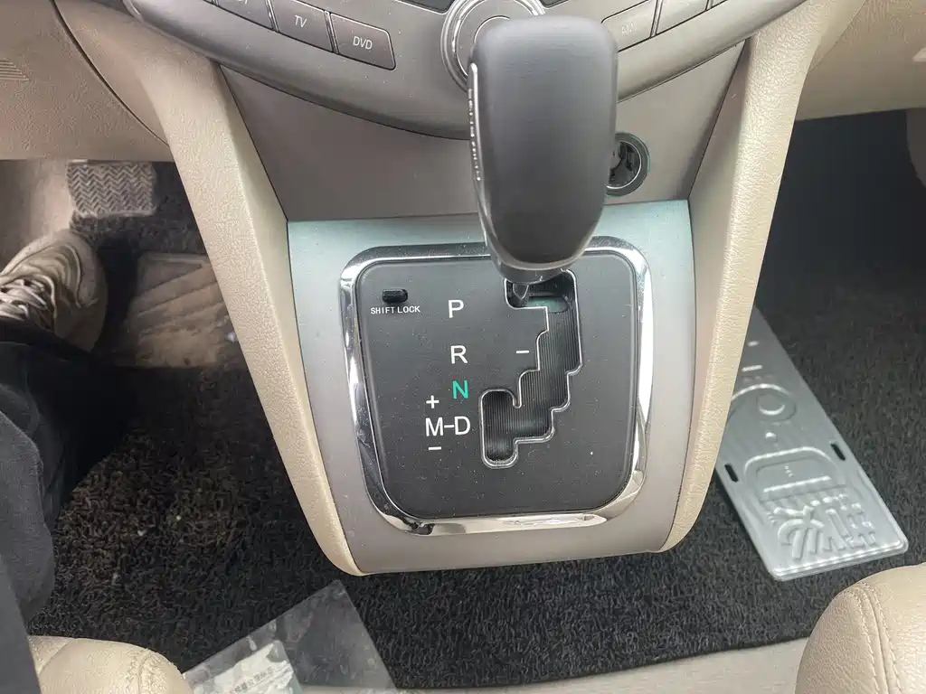 BYD S6 2011