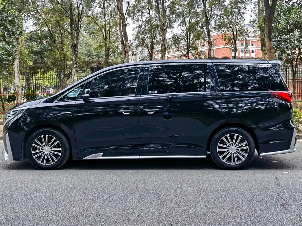 TRUMPCHI M8 2022