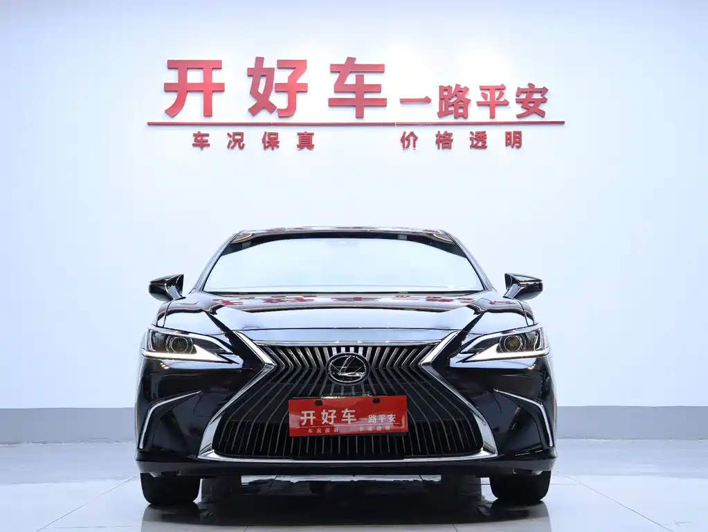 LEXUS ES 2021