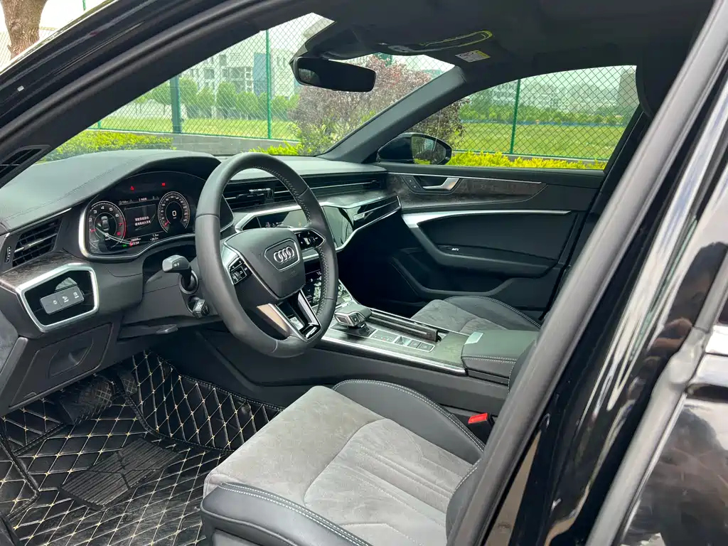 AUDI A6L 2020