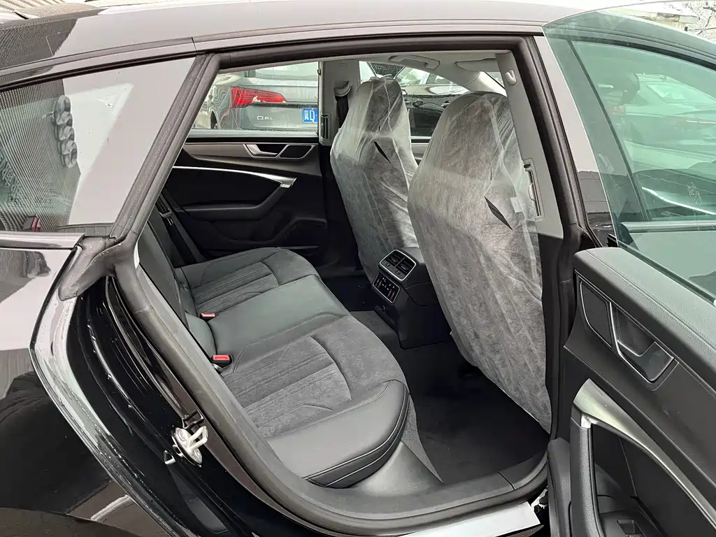 AUDI A7 2024