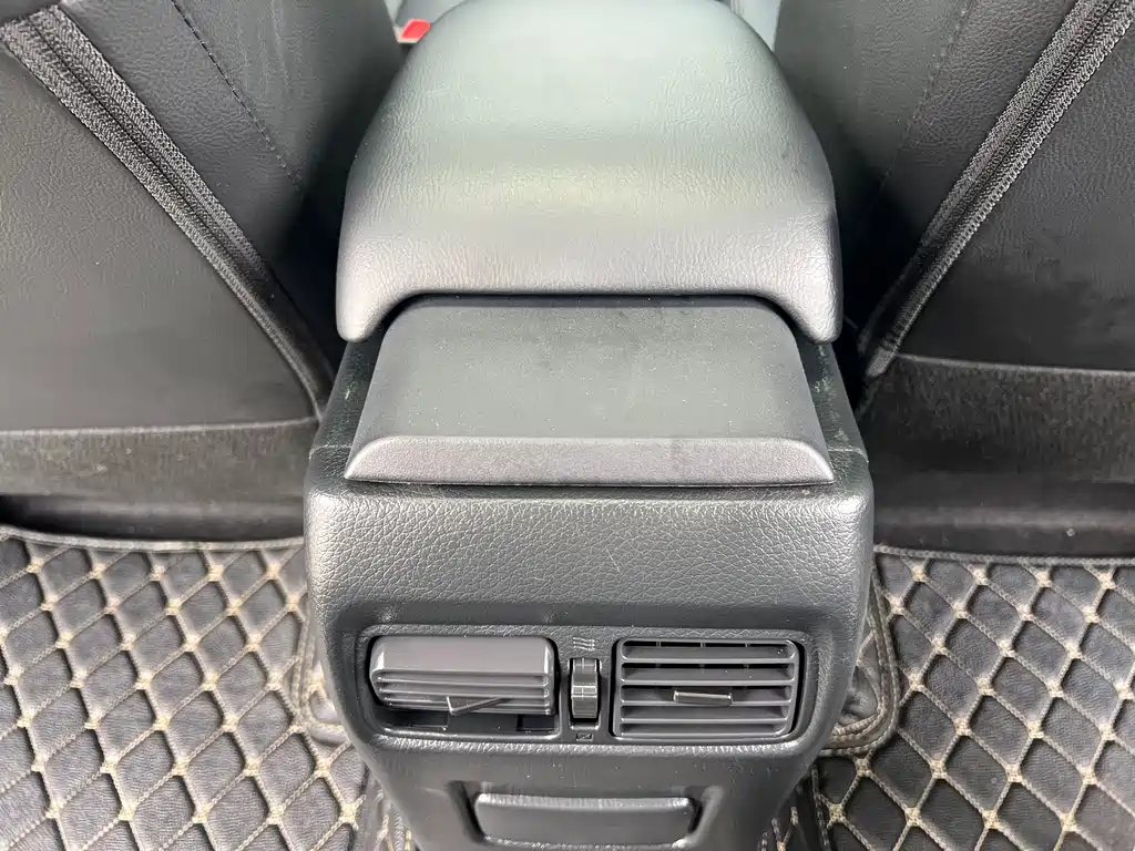 NISSAN SYLPHY 2022