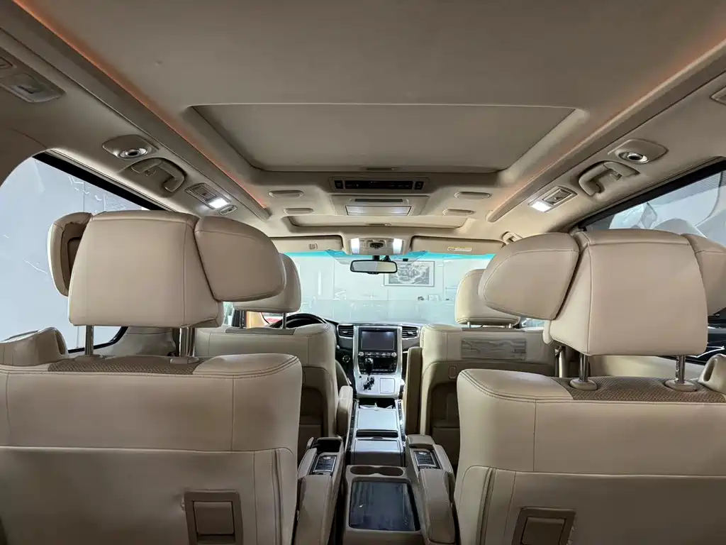 TOYOTA ALPHARD 2015