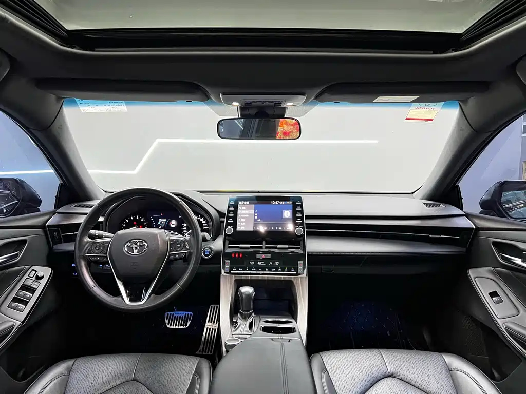 TOYOTA AVALON 2022