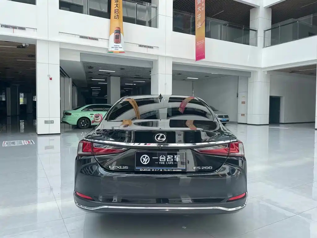 LEXUS ES 2021