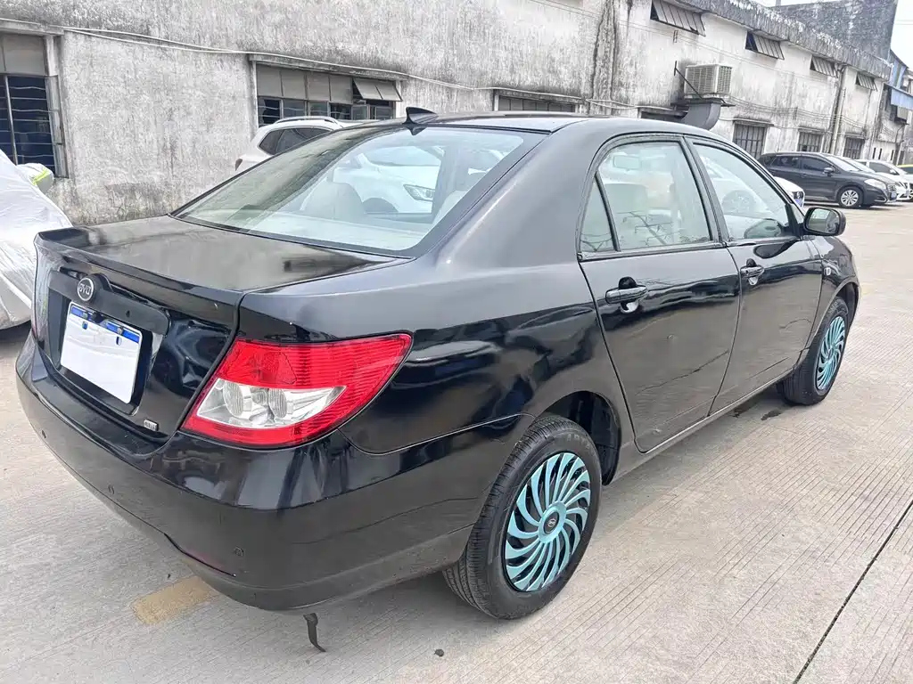 BYD F3 2010
