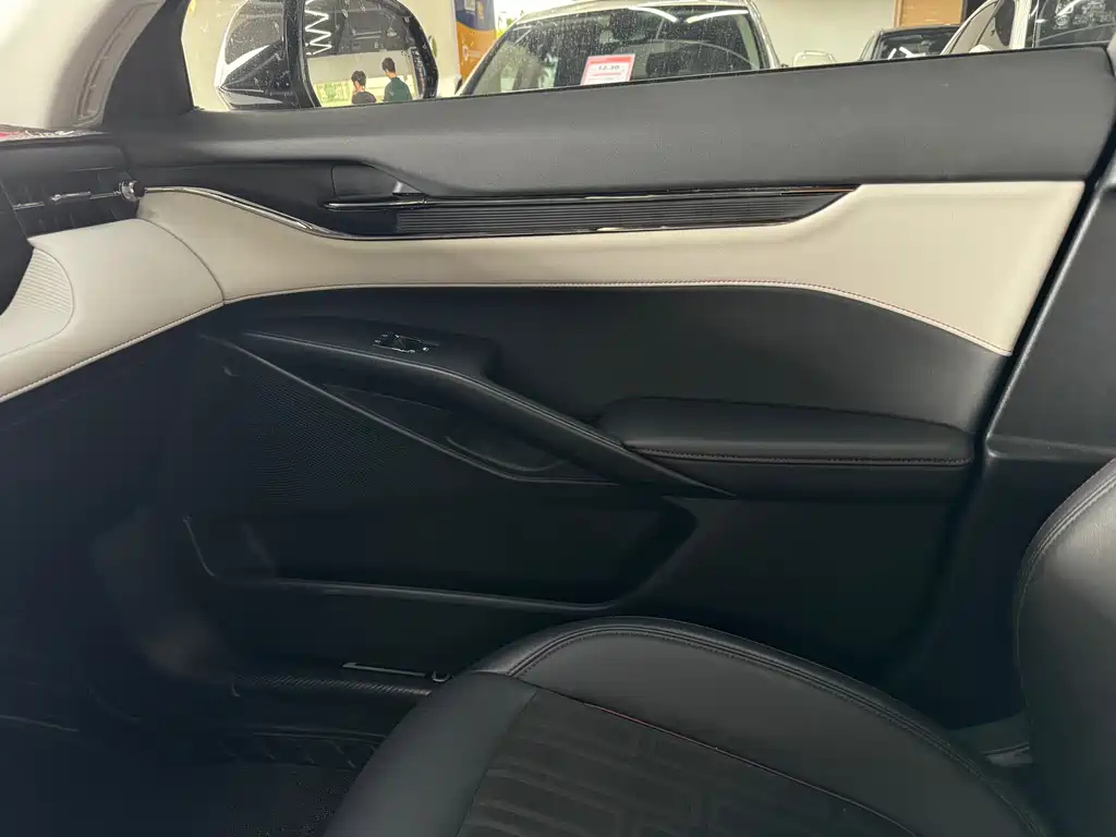 FORD MONDEO 2022