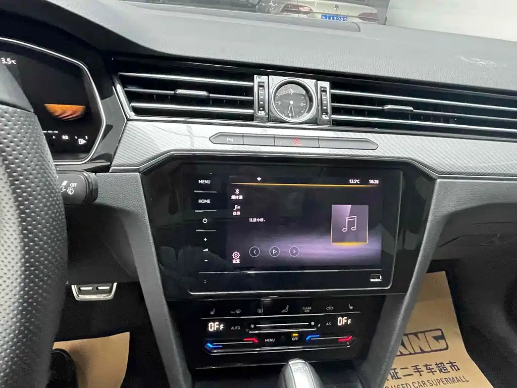 VOLKSWAGEN MAGOTAN 2022