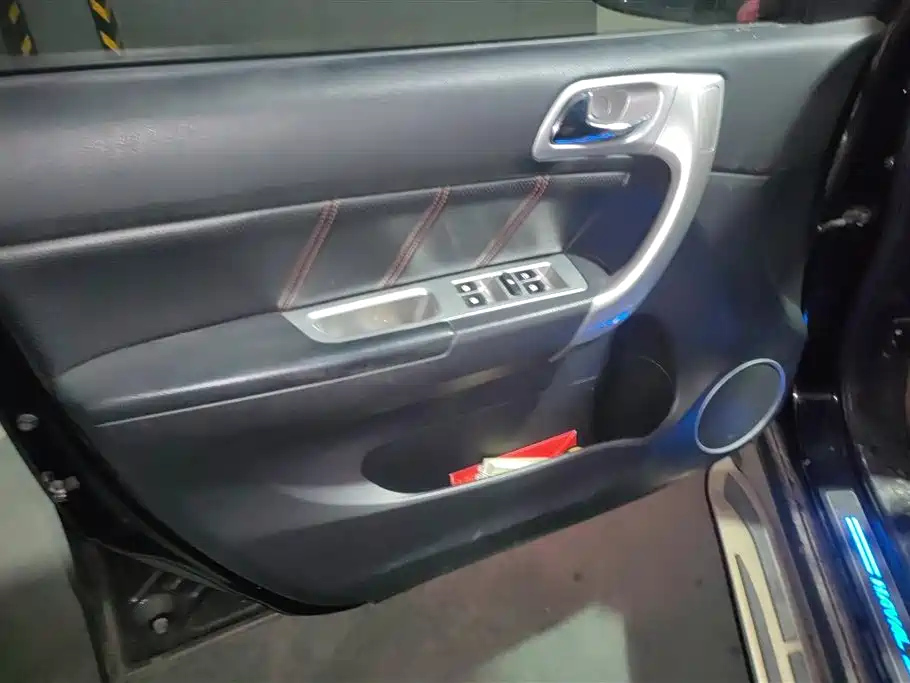 HAVAL H6 2015