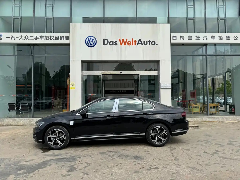 VOLKSWAGEN MAGOTAN 2024