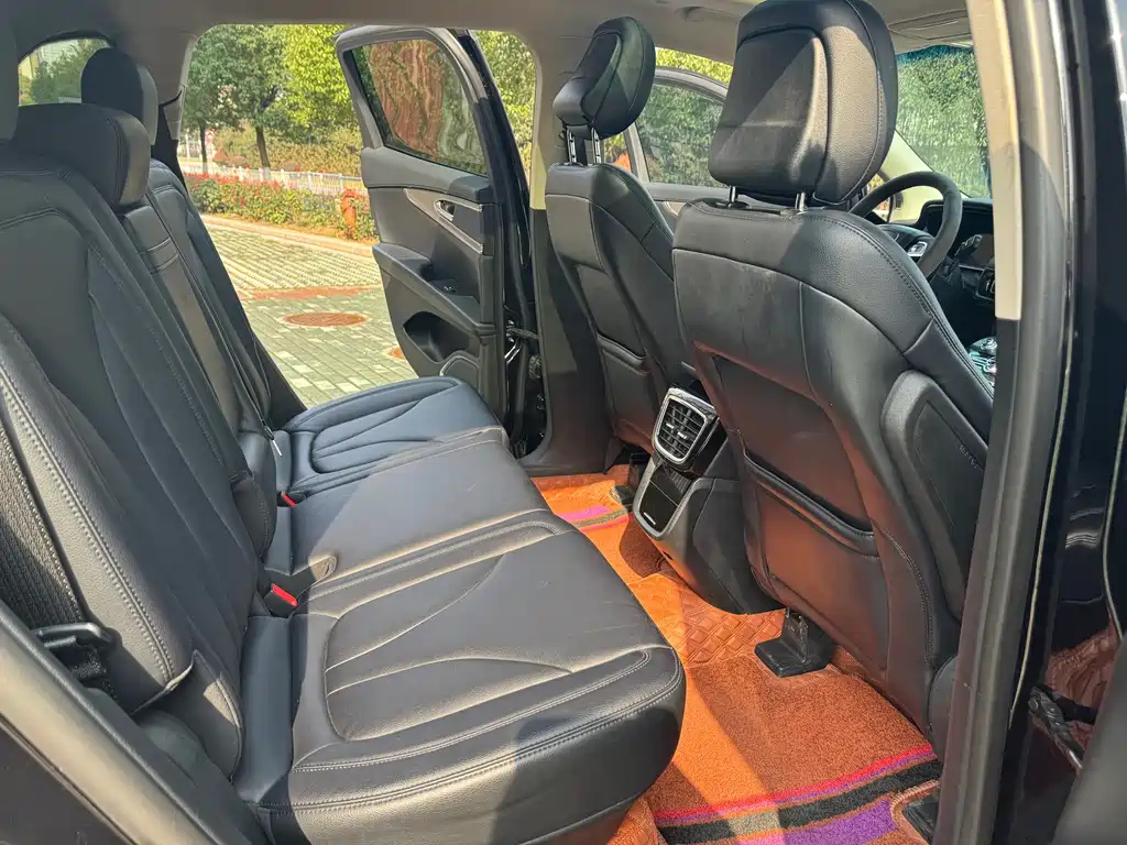 LINCOLN NAVIGATOR 2022