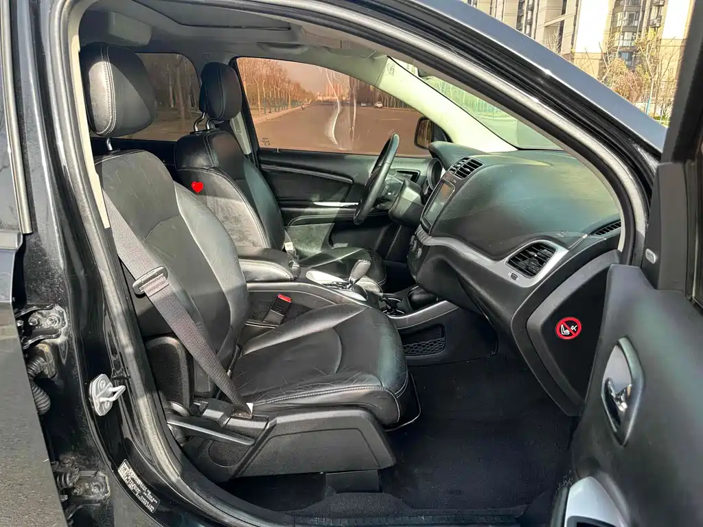 DODGE JCUV 2016