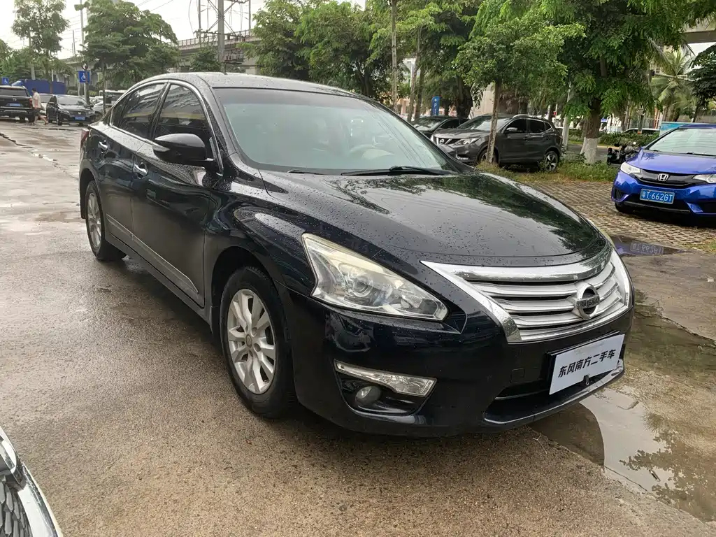 NISSAN TEANA 2014