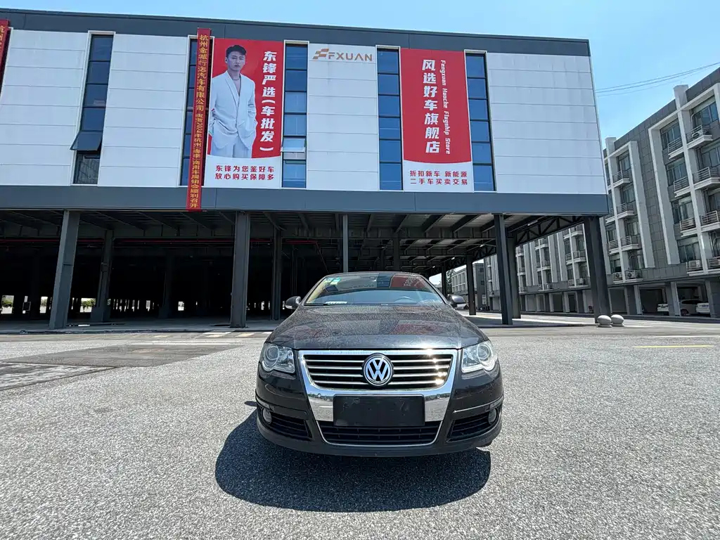 VOLKSWAGEN MAGOTAN 2009