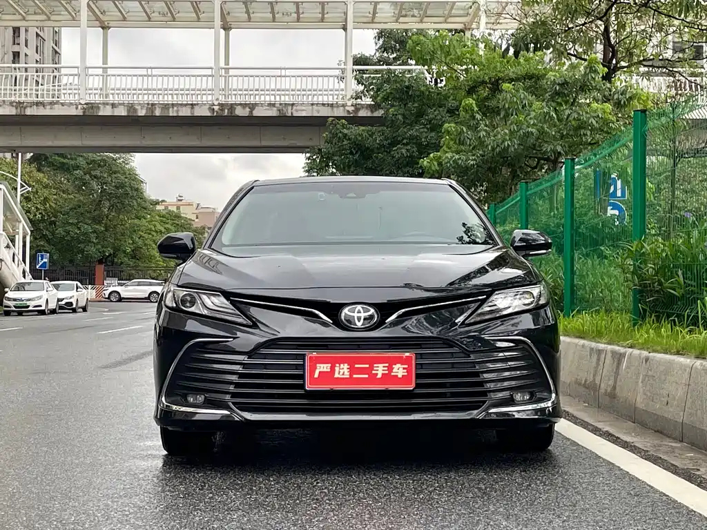 TOYOTA CAMRY 2021