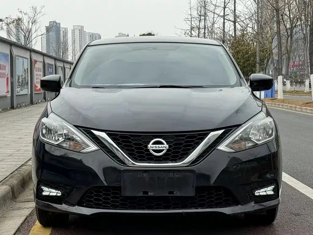 NISSAN SYLPHY 2019