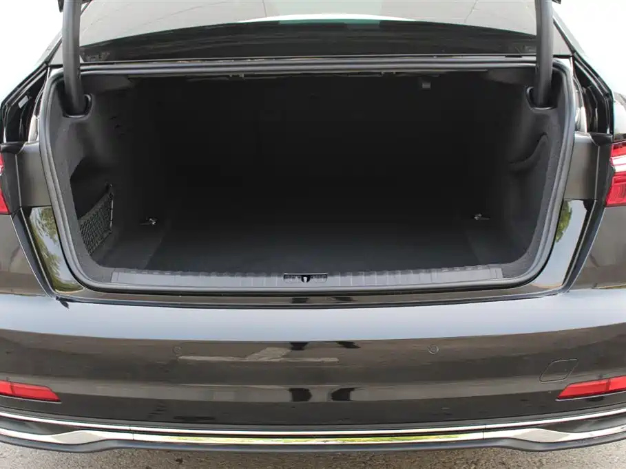 AUDI A6L 2023